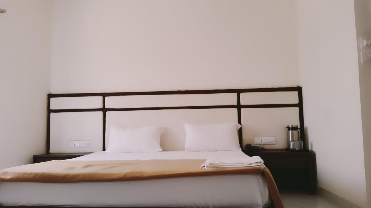 Shree Jee Intenational Hotel Nāthdwāra Kültér fotó