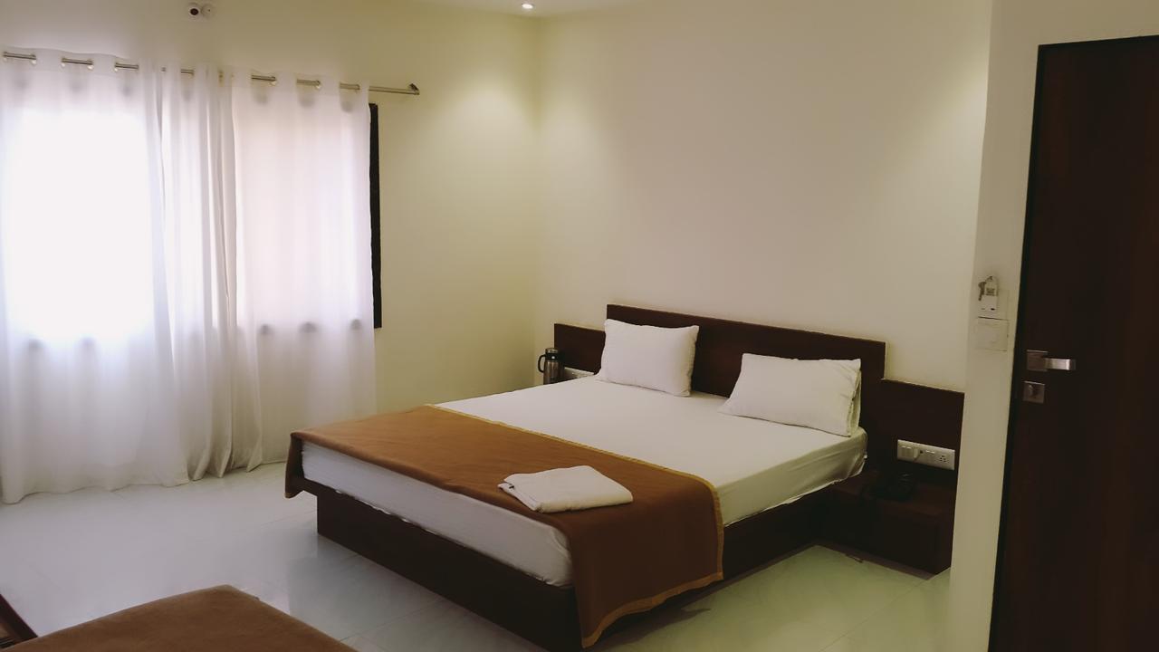 Shree Jee Intenational Hotel Nāthdwāra Kültér fotó