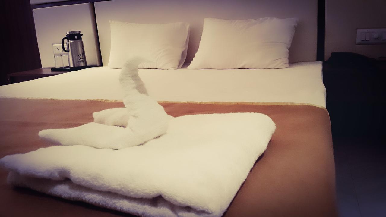 Shree Jee Intenational Hotel Nāthdwāra Kültér fotó